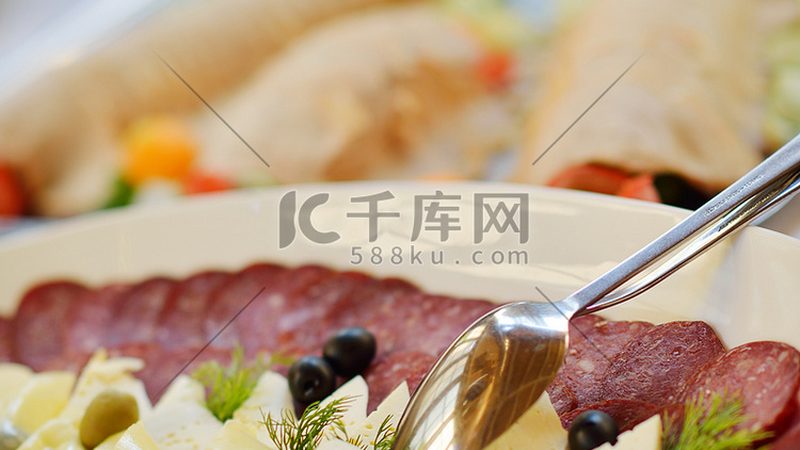 低筋面粉与高筋面粉：馒头制作中的面粉选择之谜**